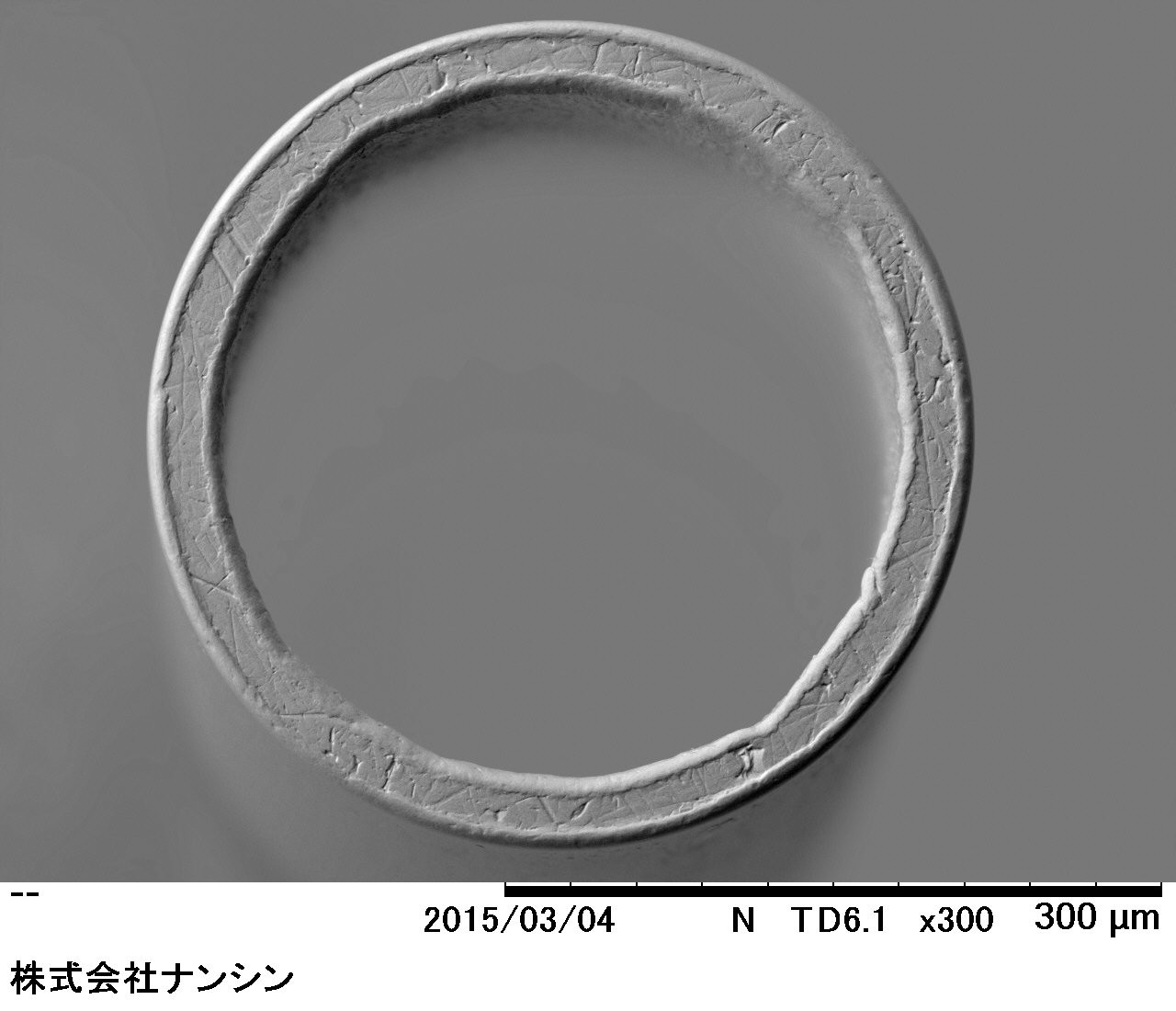 切断面にバリが出てしまう